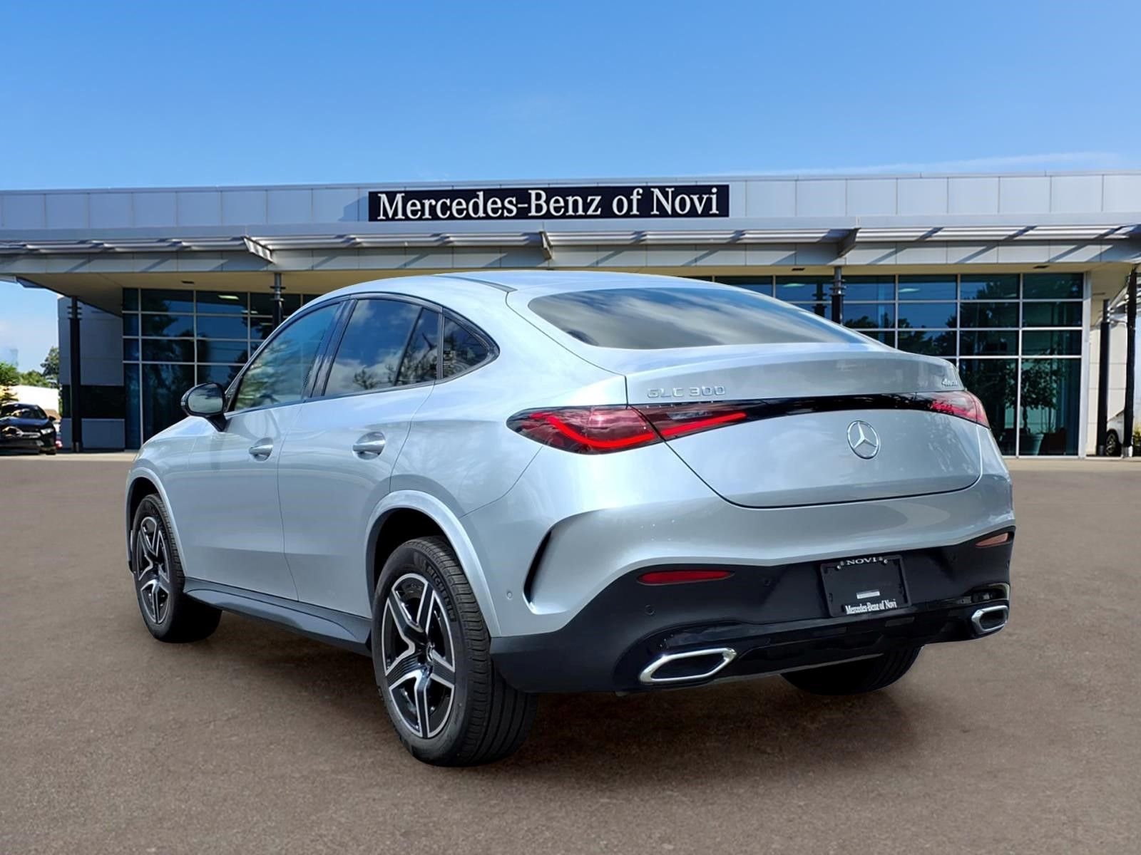 Certified Used 2025  Mercedes-Benz GLC 300 Coupe image 3
