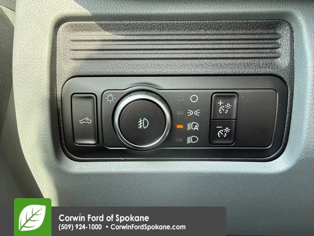 New 2026 Oxford White Ford XL image 24