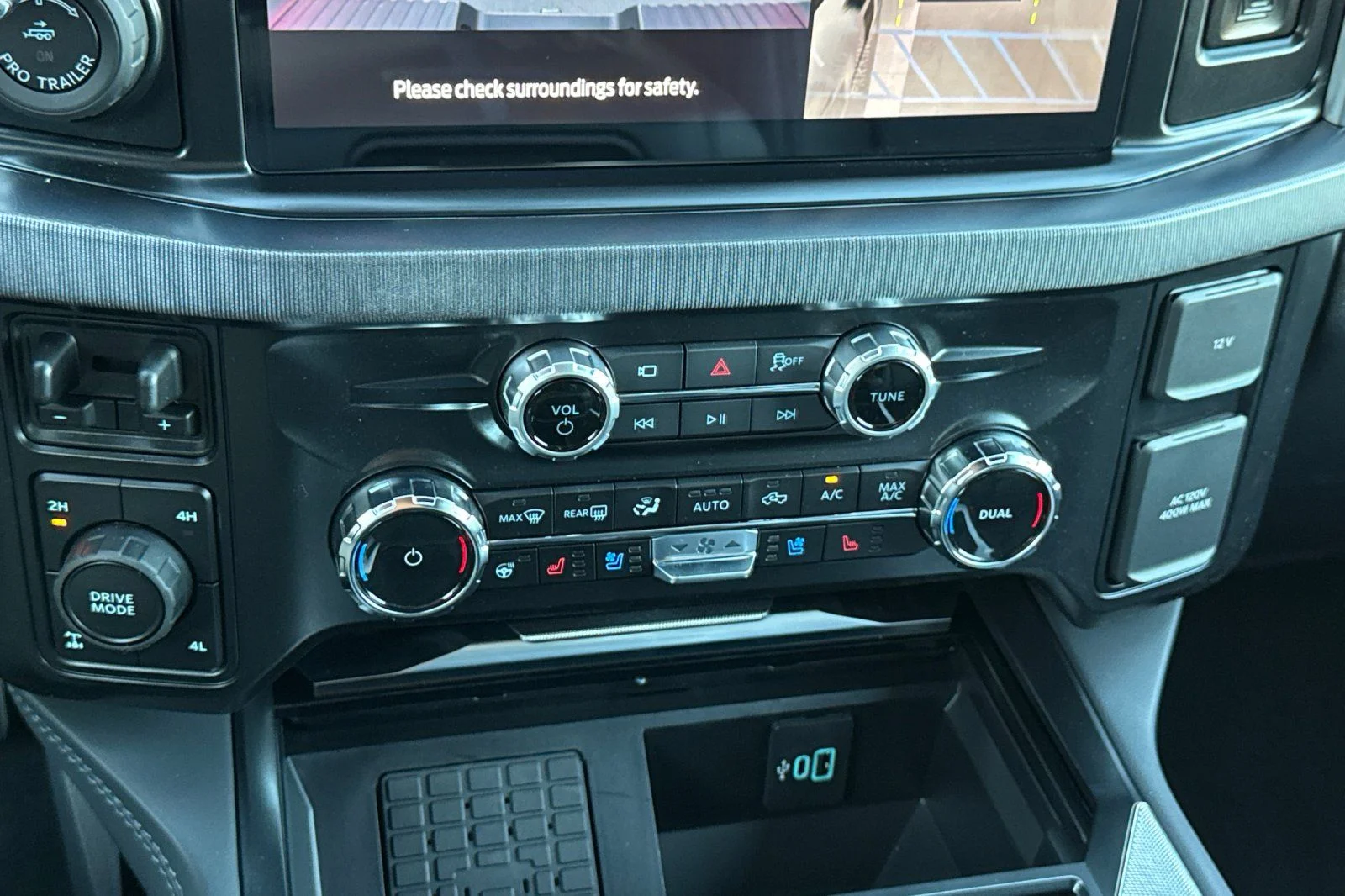 New 2026 Argon Blue Metallic Ford F-250® Platinum® image 19