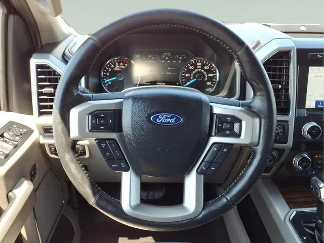Used 2020 Red Metallic Ford Lariat image 18