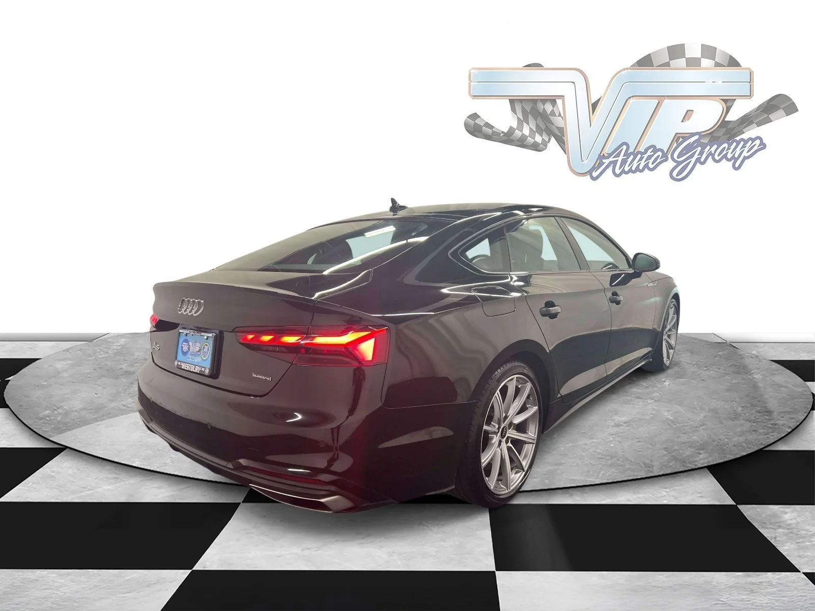 Used 2025 Black Audi S line Premium image 6