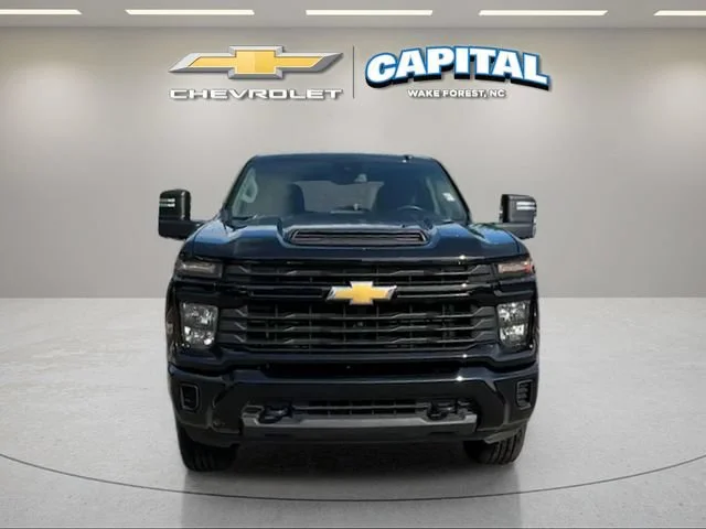 Used 2024 Black Chevrolet Custom image 9