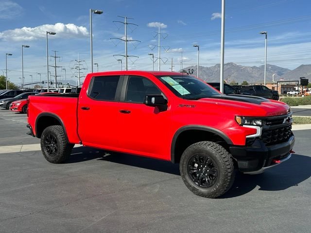 Used 2024 Red Hot Chevrolet ZR2 image 27