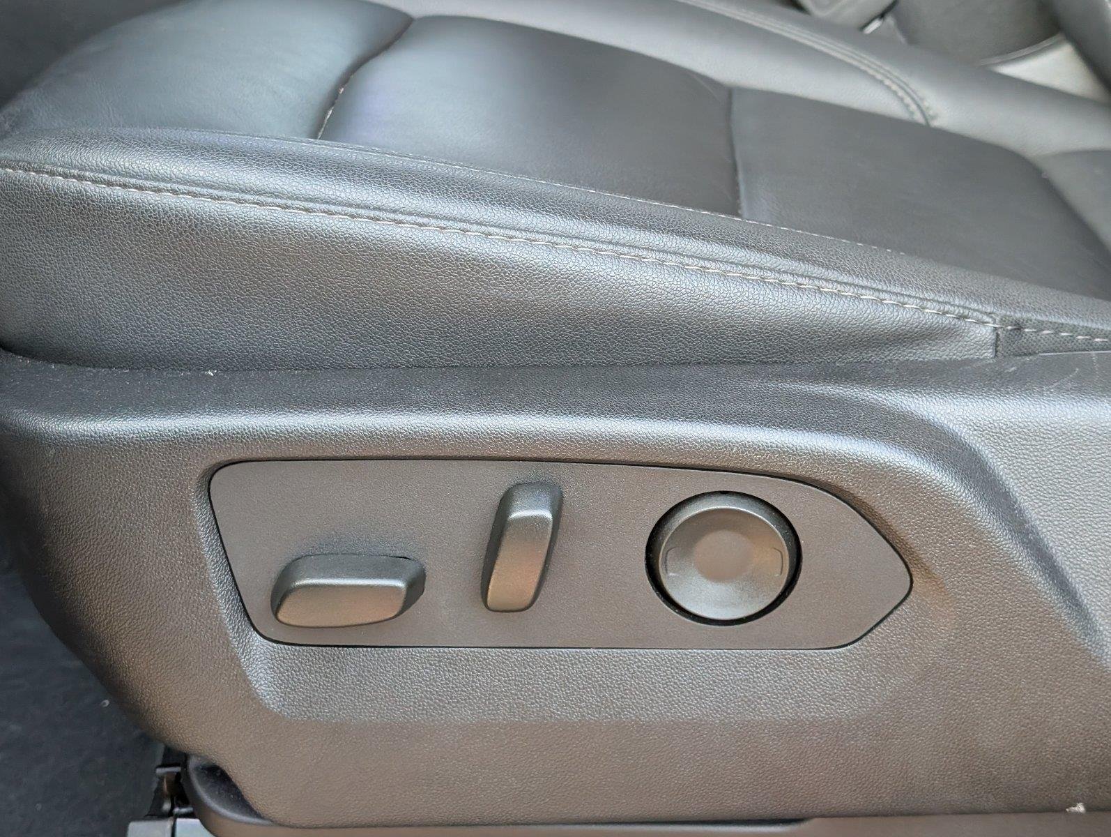 Used 2024 Dark Ash Metallic Chevrolet Z71 image 17