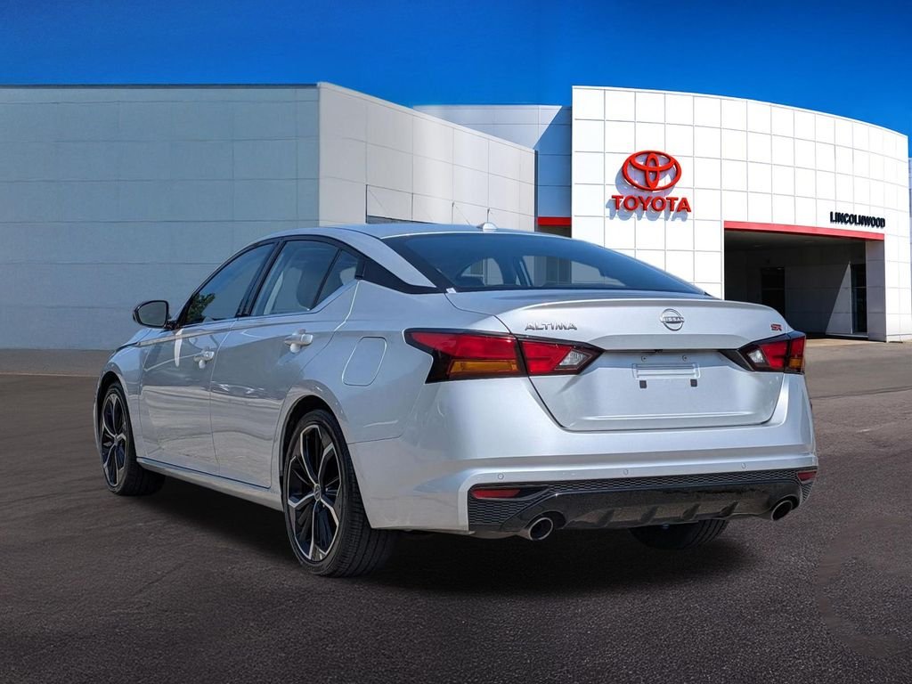 Used 2024 Silver Nissan 2.5 SR image 12