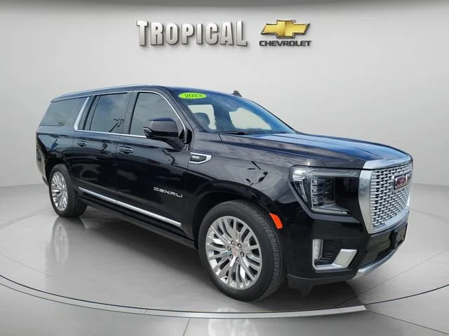 Used 2023 Onyx Black GMC Denali image 7
