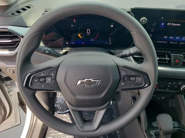 New 2026 Summit White Chevrolet LT image 23
