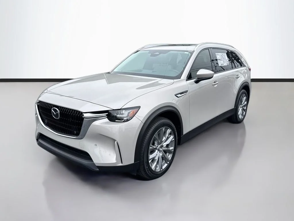 New 2026 Platinum Mazda 3.3 Turbo Preferred image 7