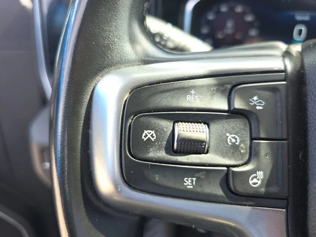 Used 2025 Black Chevrolet LT image 17