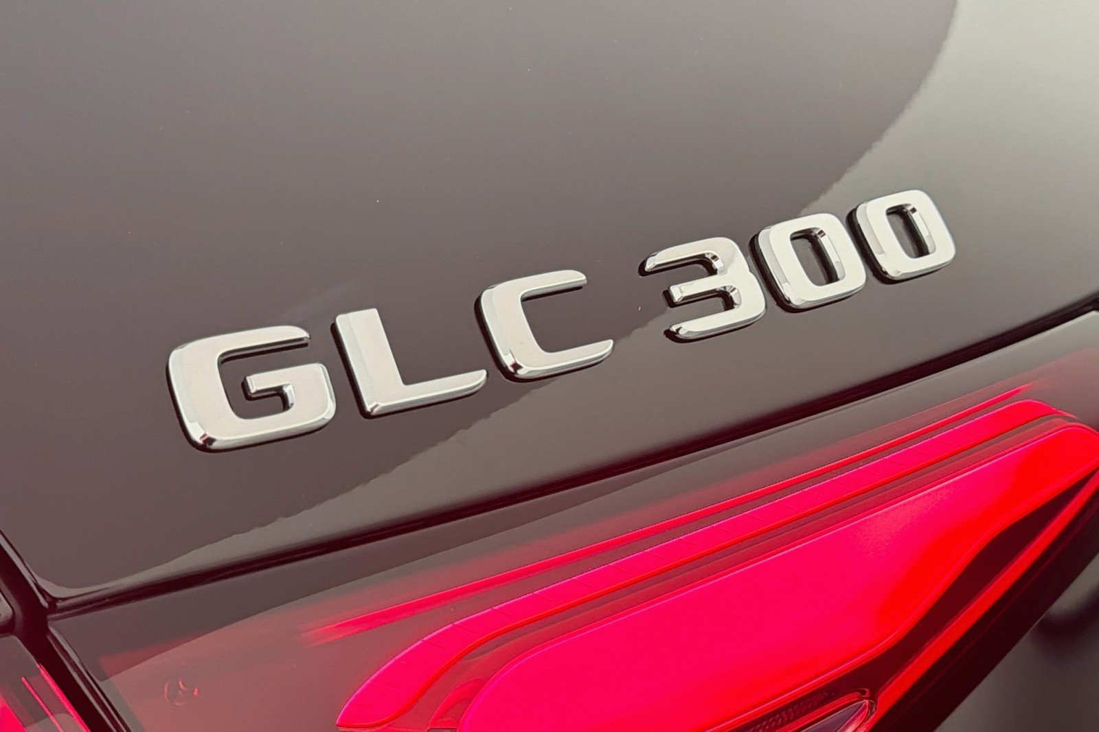 New 2026 Black Mercedes-Benz GLC 300 SUV image 8