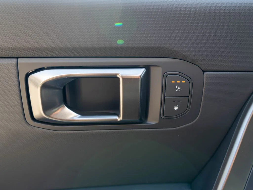 New 2027 Brown Kia X-Line S image 18