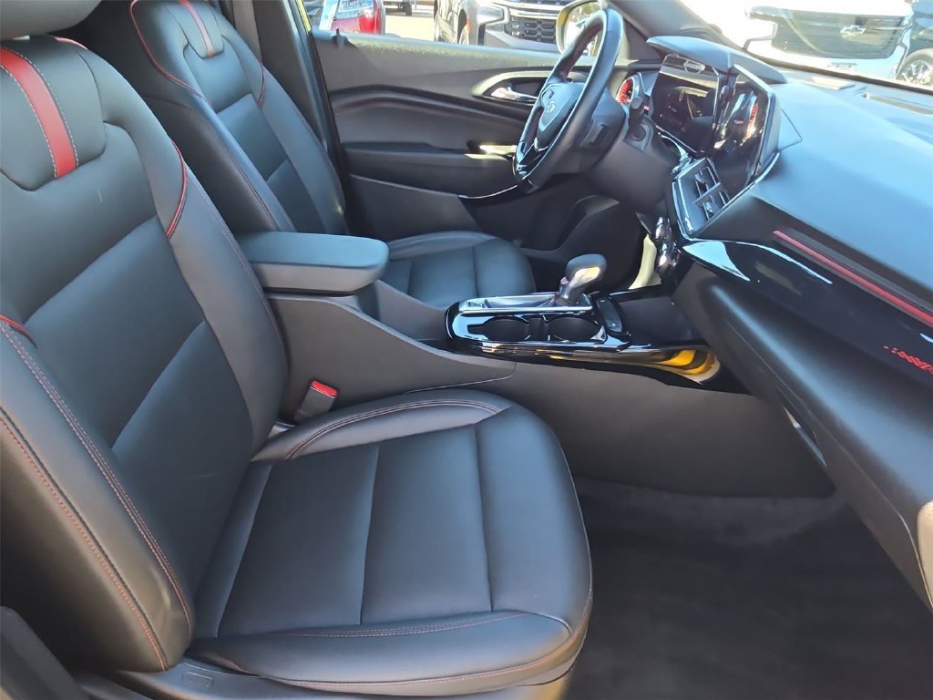 2024 Chevrolet Trax RS - Photo 19