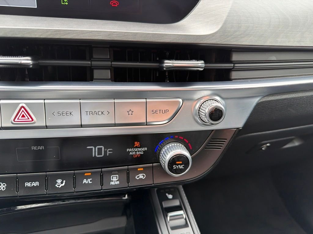 Used 2023 Wolf Gray Kia SX-Prestige X-Line image 34