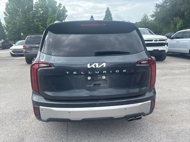 Used 2024 Gray Kia S image 6