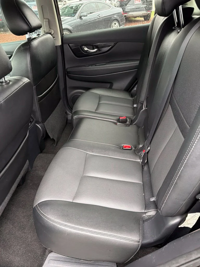 Used 2017 Black Nissan SL image 15