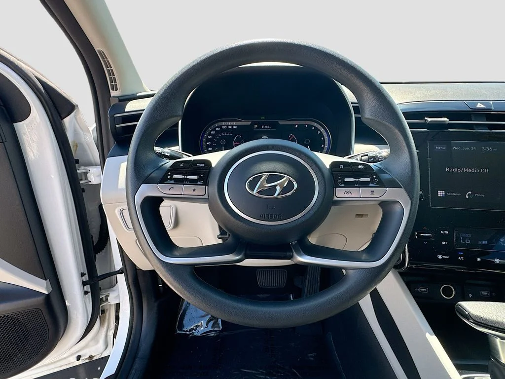 Used 2024 White Pearl Hyundai SEL image 10
