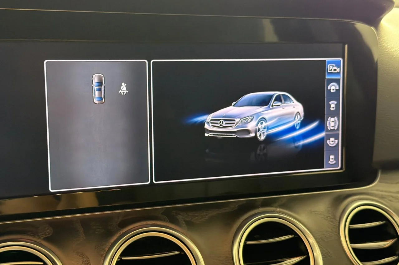 Used 2019 Selenite Grey Metallic Mercedes-Benz E 300 image 16