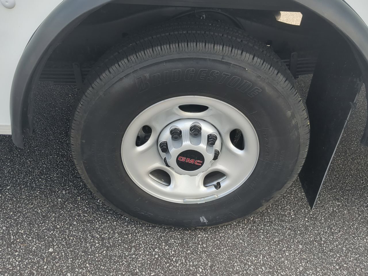 New 2025 Summit White GMC Work Truck image 29
