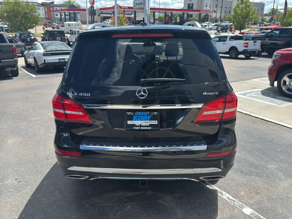 Used 2019 Black Mercedes-Benz 450 4MATIC® image 4