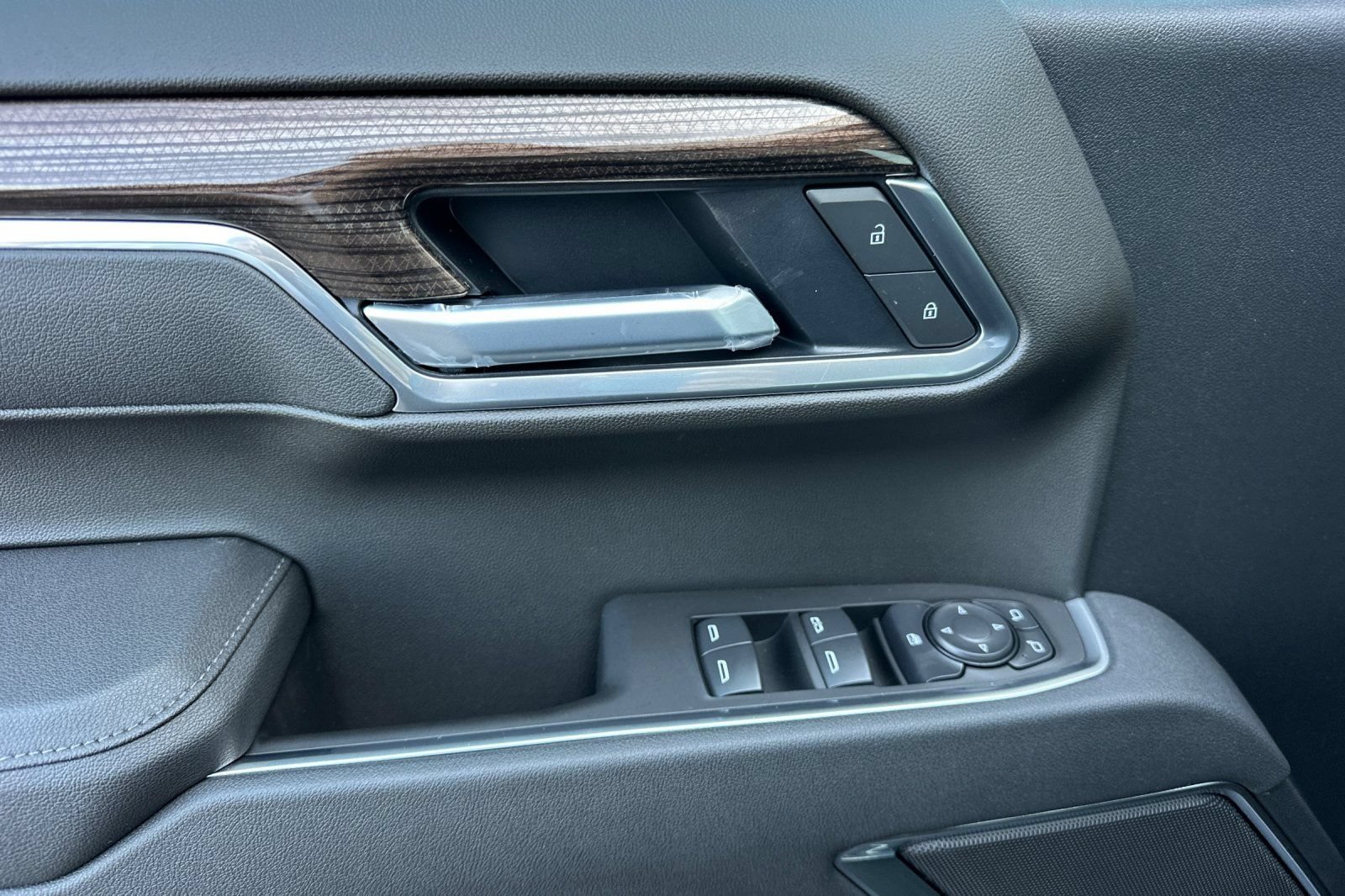 2026 Chevrolet Silverado 1500 LT - Photo 11