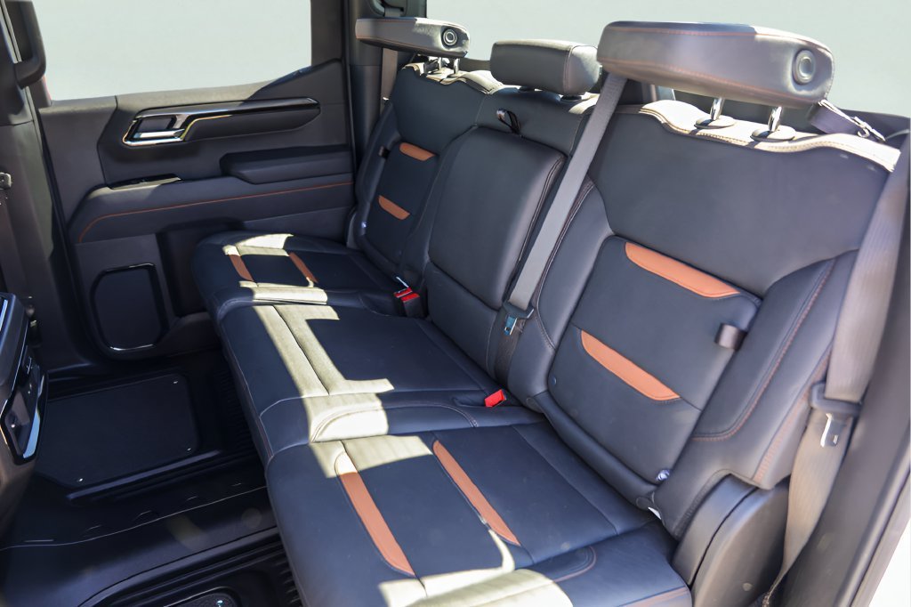 2025 GMC Sierra 1500 AT4 - Photo 25