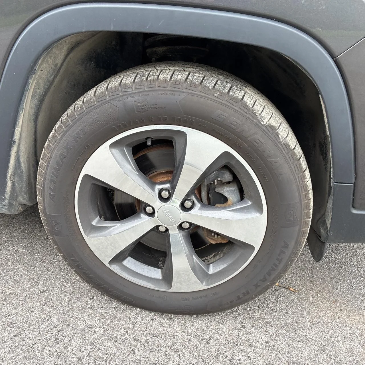 Used 2019 Gray Jeep Limited image 21