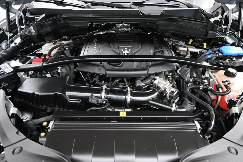 Used 2024 White Maserati GT image 17