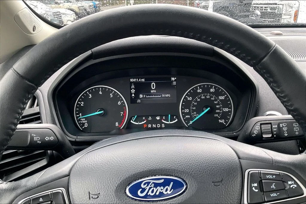 Used 2018 Diamond White Ford Titanium image 19