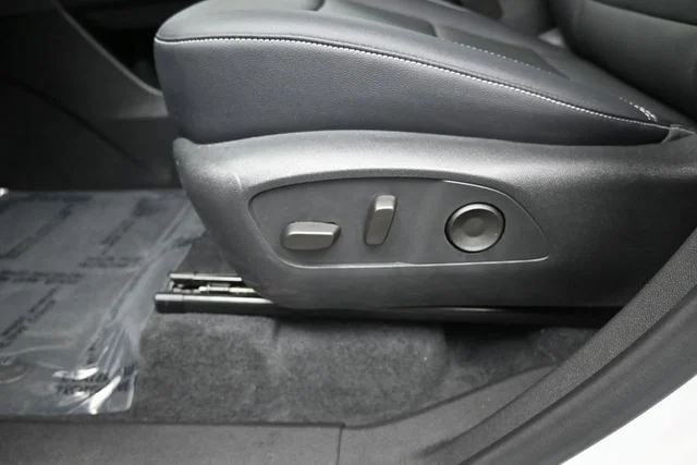 Used 2025 Beige Chevrolet LT image 25