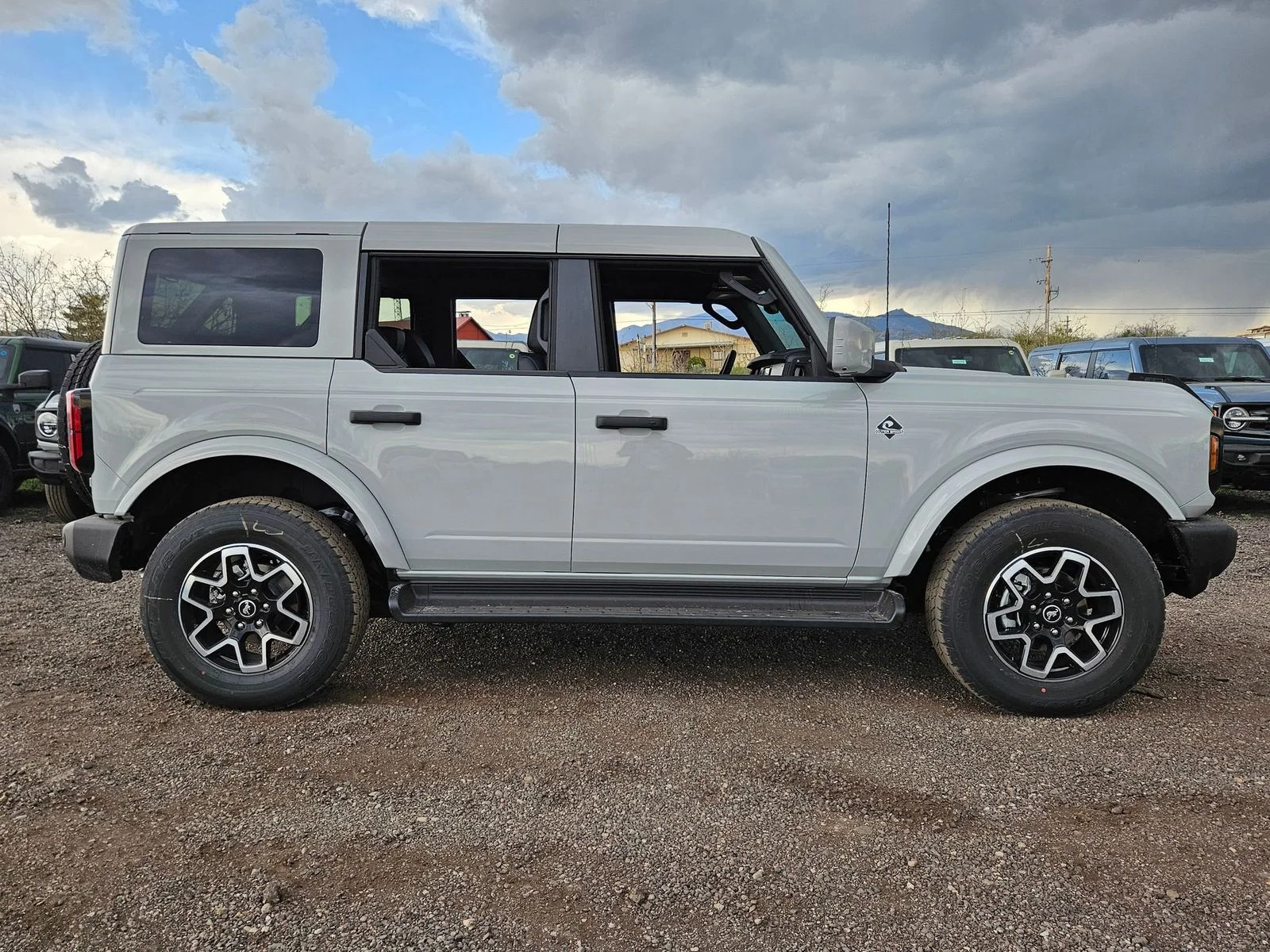 New 2026 Avalanche Ford Outer Banks® image 4