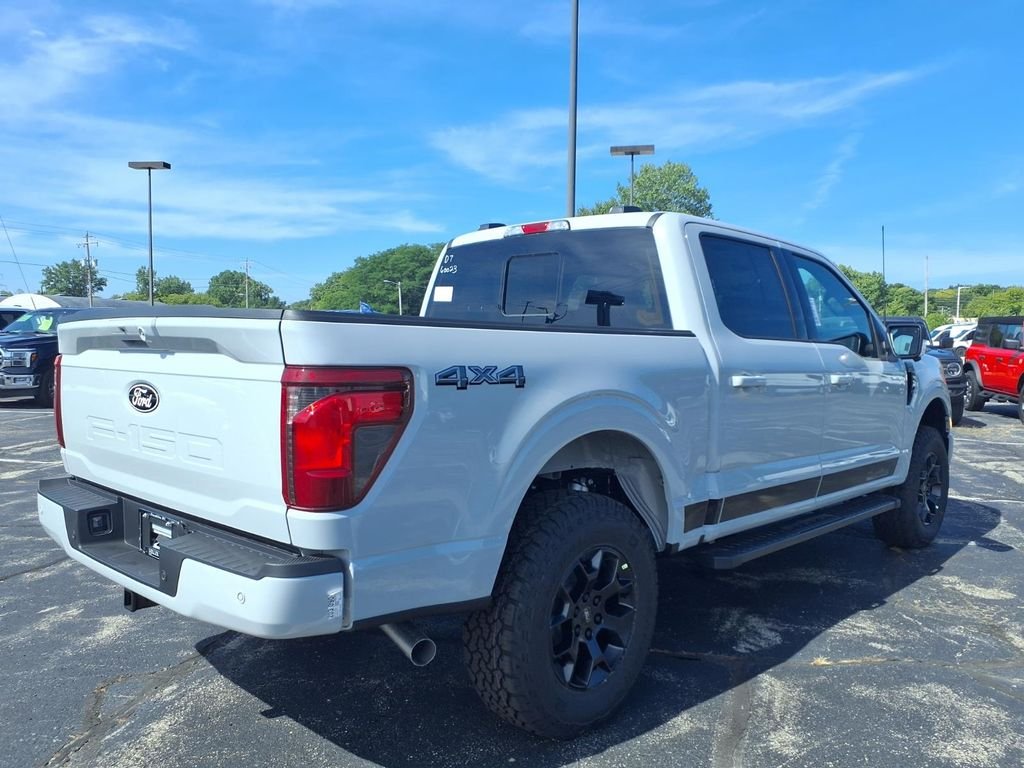New 2026 Avalanche Ford XLT image 4
