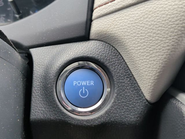 Certified Used 2020 White Toyota Limited image 23
