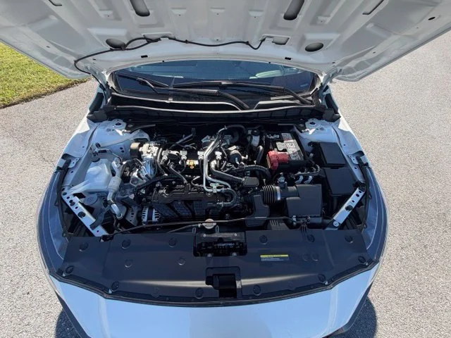 New 2026 Pearl White Nissan 2.5 SV image 31