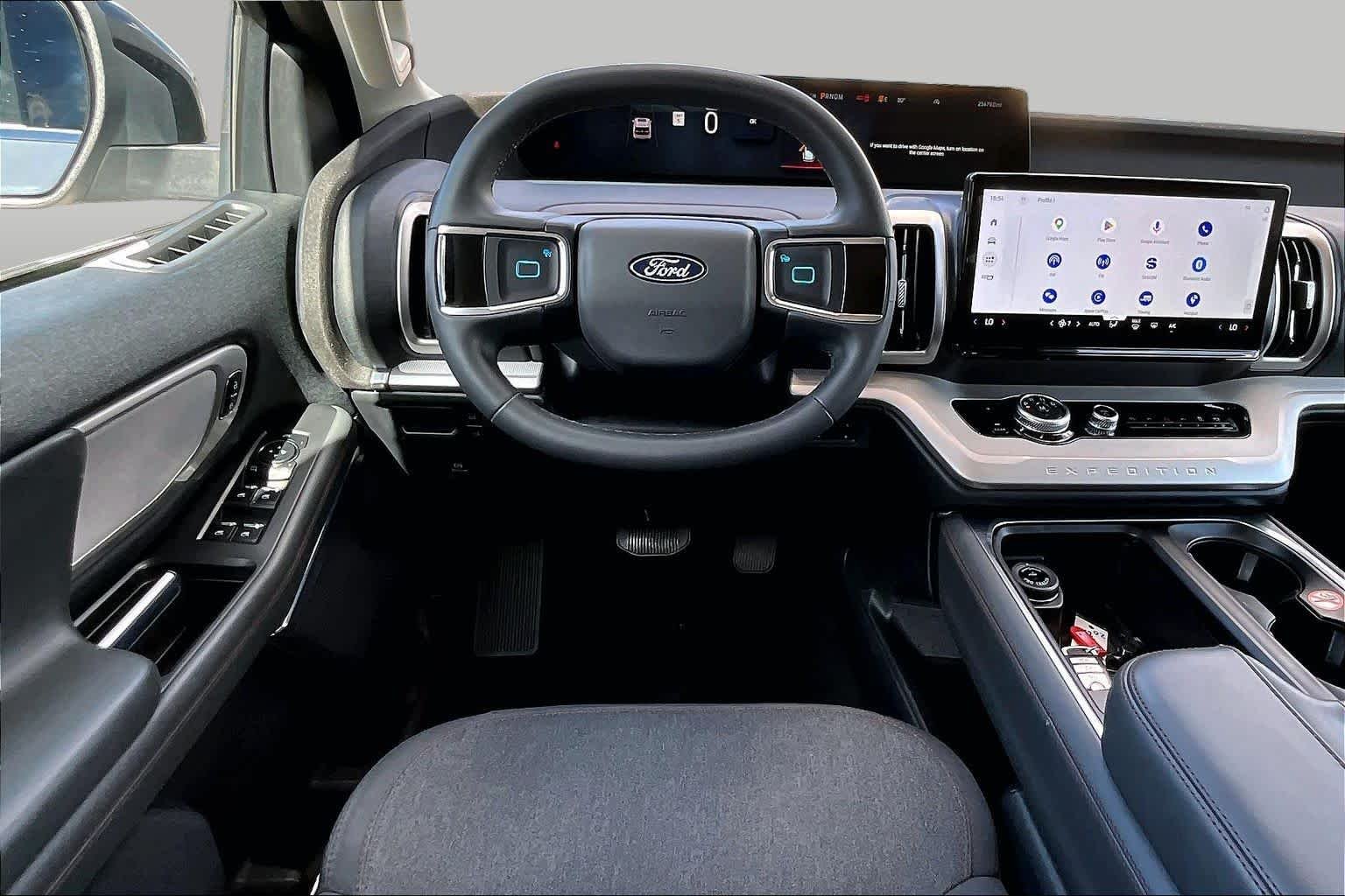 Used 2025 Oxford White Ford Active image 5