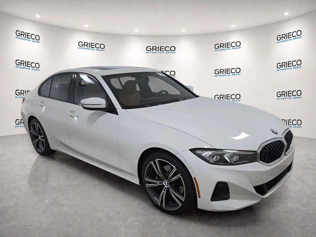 Used 2023 White BMW 330i image 1