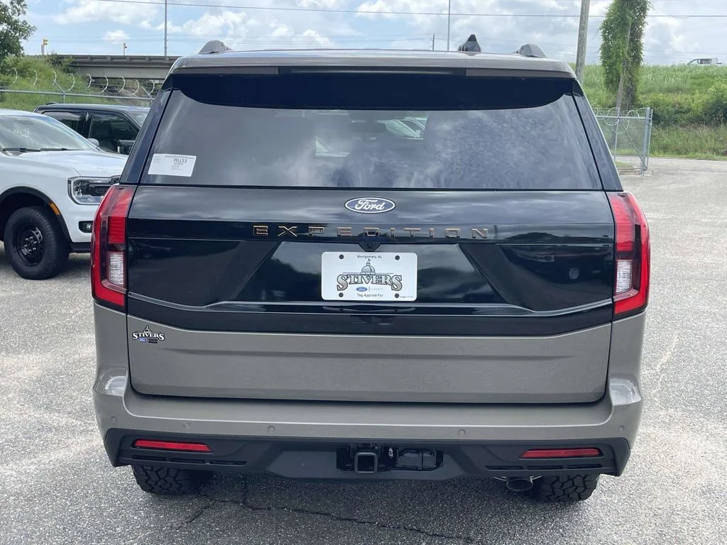New 2027 Marsh Gray Ford Tremor® image 4