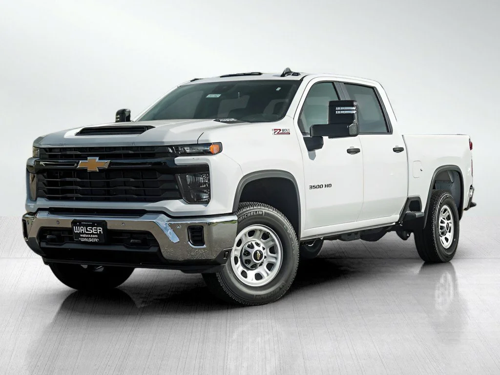 New 2026 Summit White Chevrolet WT image 1