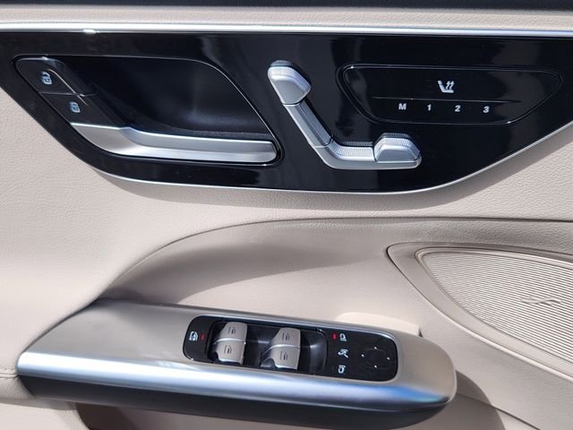 New 2026 Polar White Mercedes-Benz C 300 image 11