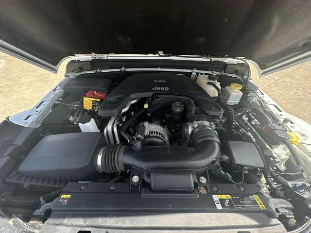 Used 2021 White Jeep Willys image 31