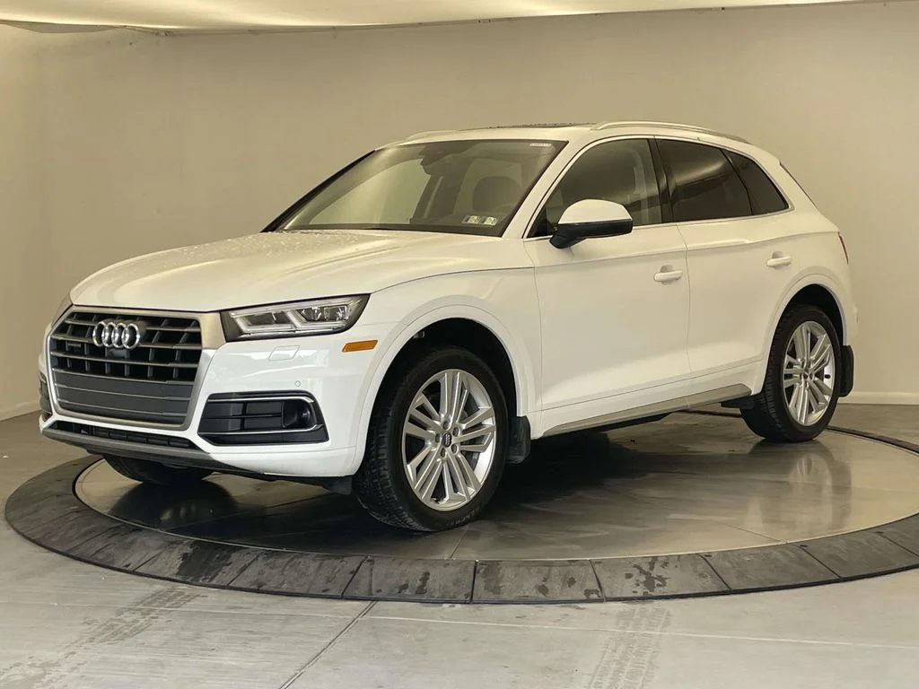 2018 Audi Q5 2.0T quattro S tronic Prestige's photo