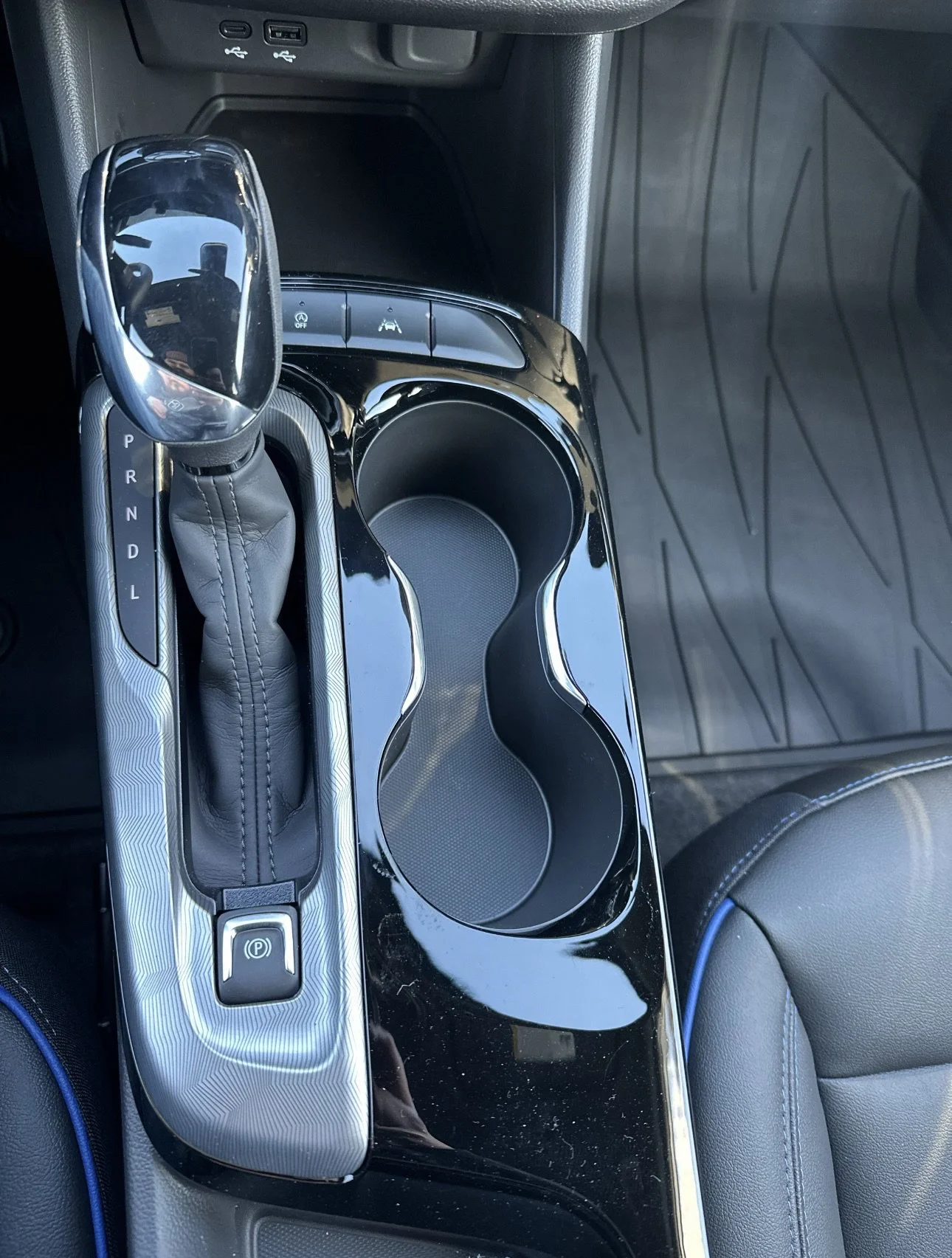 New 2026 Summit White Buick Sport Touring image 13