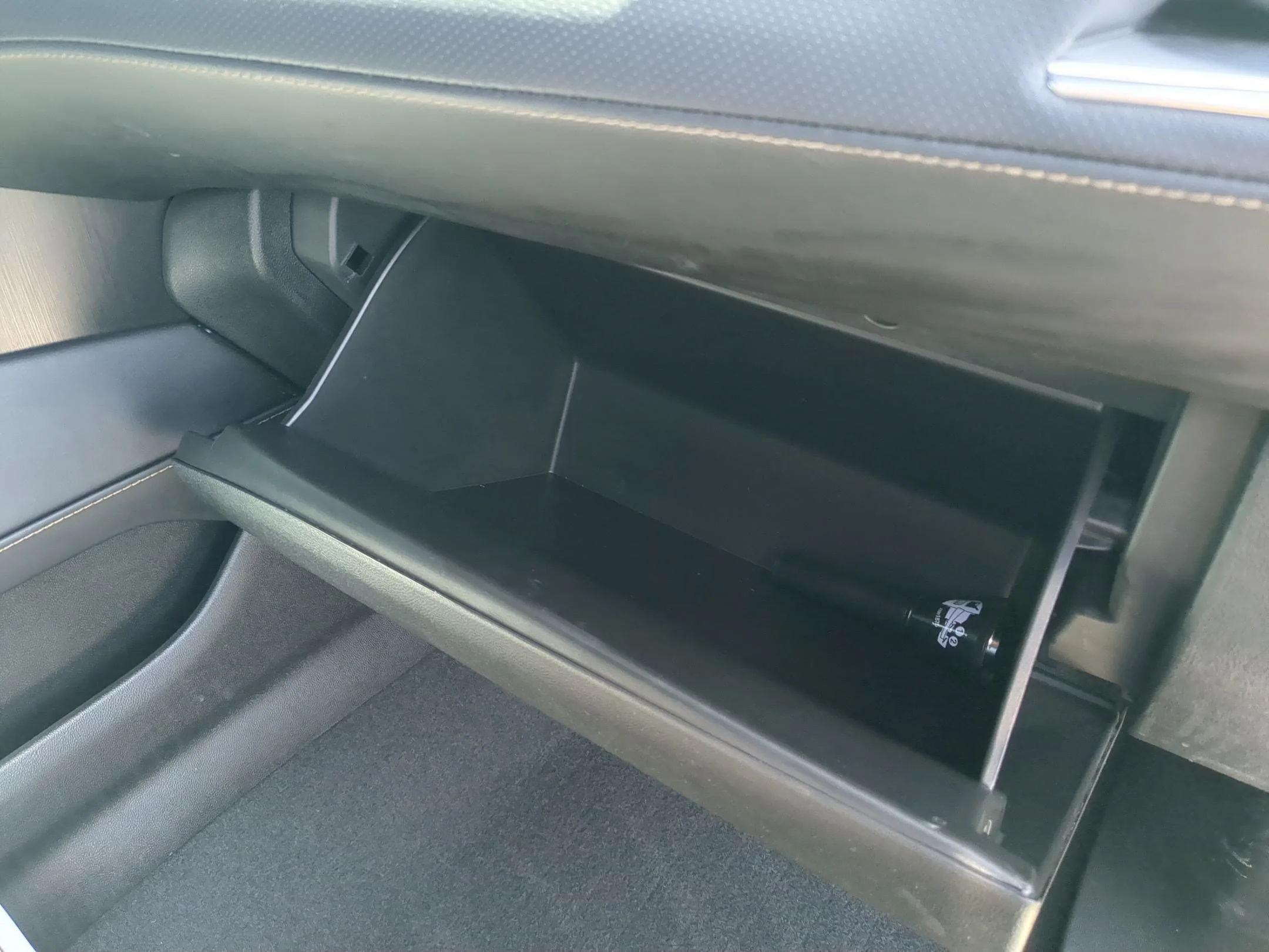 Used 2023 Onyx Black GMC AT4 image 32