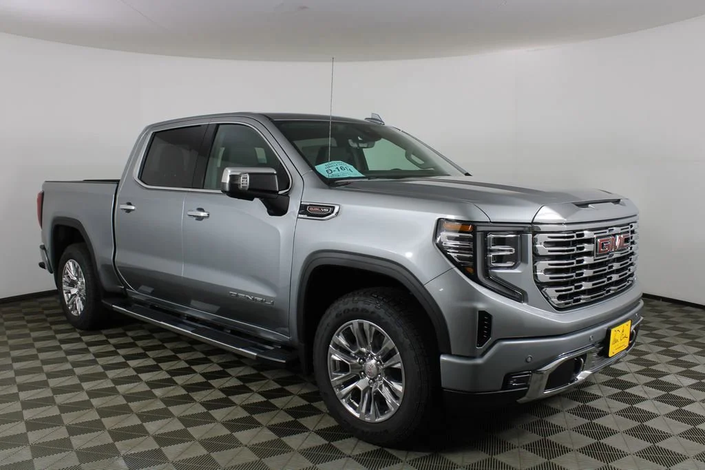 2026 GMC Sierra 4WD Crew Cab Short Box Denali's photo