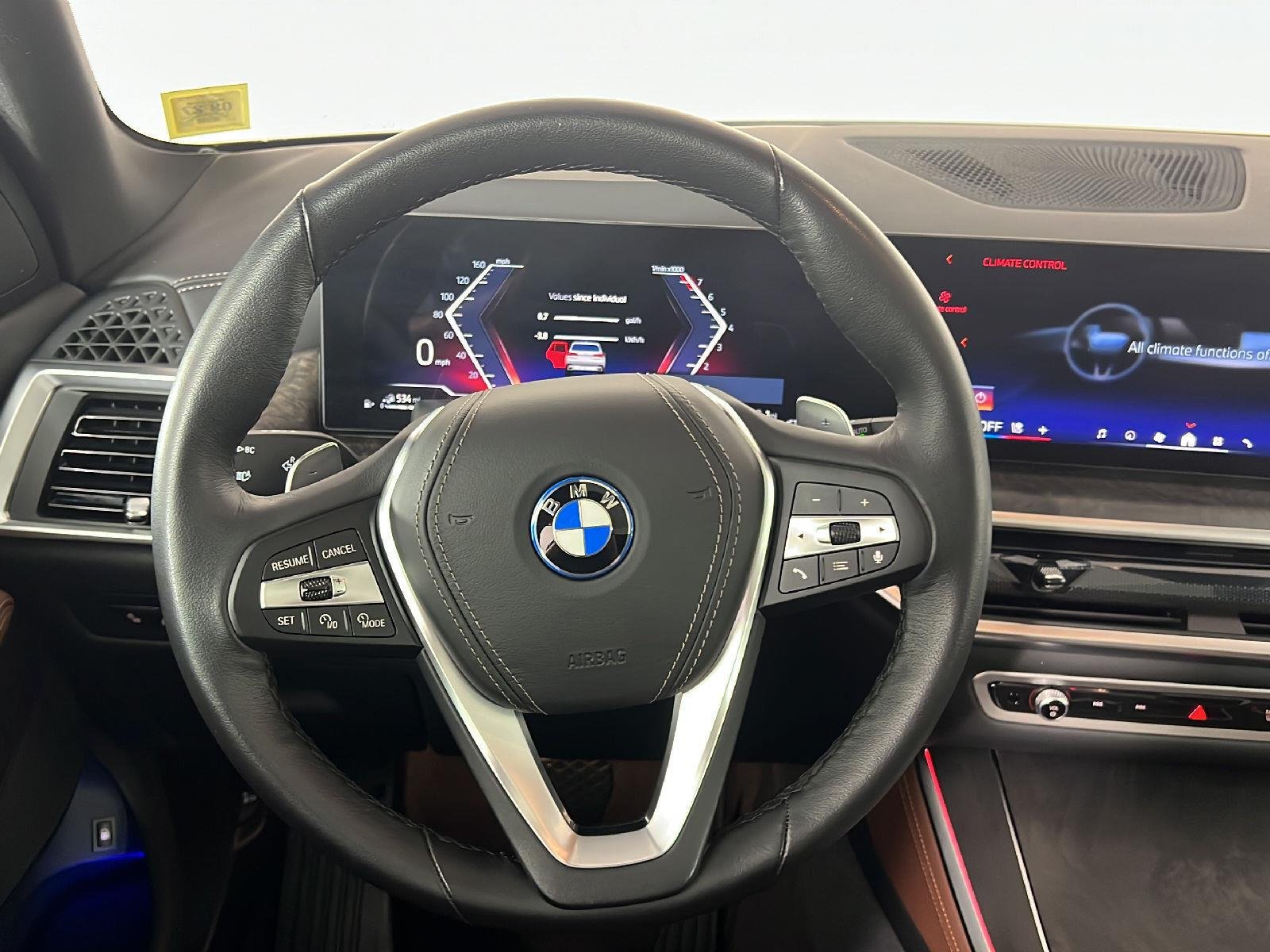 New 2026 Mineral White Metallic BMW xDrive50e image 12