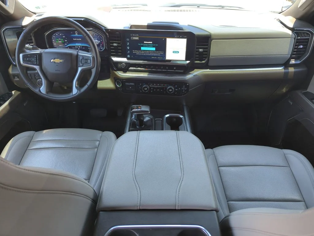 Used 2025 White Chevrolet LTZ image 14
