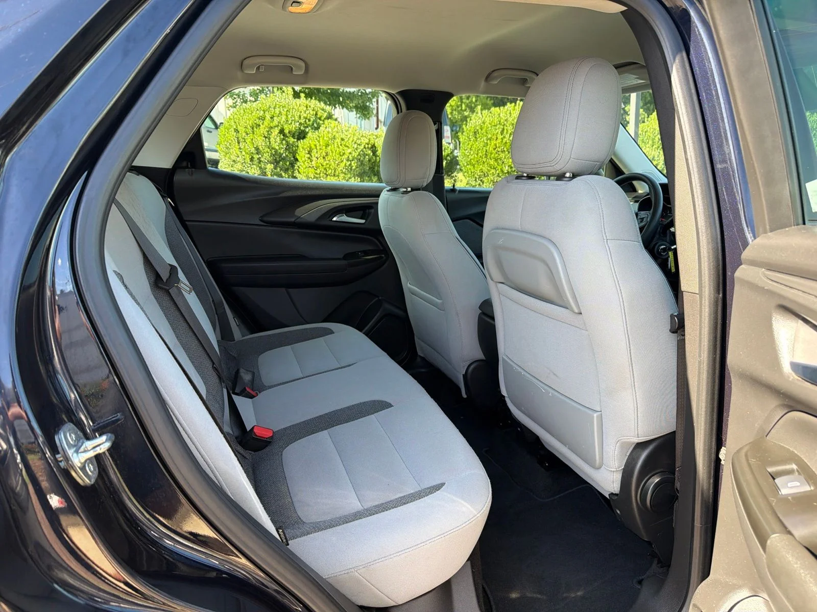 Used 2021 Midnight Blue Metallic Chevrolet LS image 27