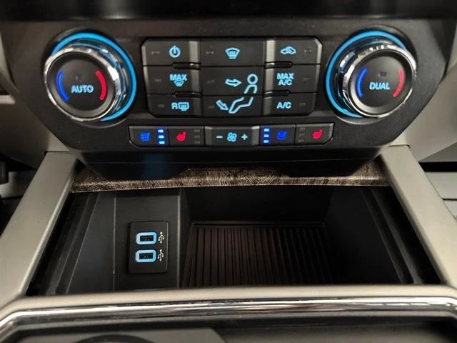 Used 2019 Gray Ford Lariat image 16