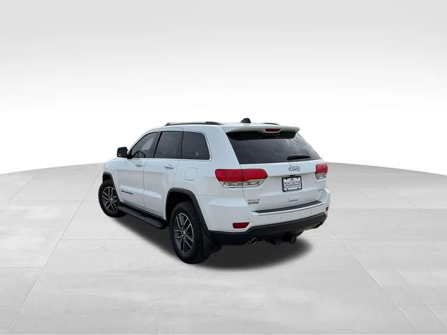 Used 2018 White Jeep Limited image 4