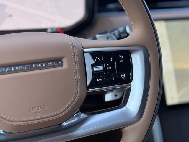 New 2026 Belgravia Green LAND ROVER SE image 26