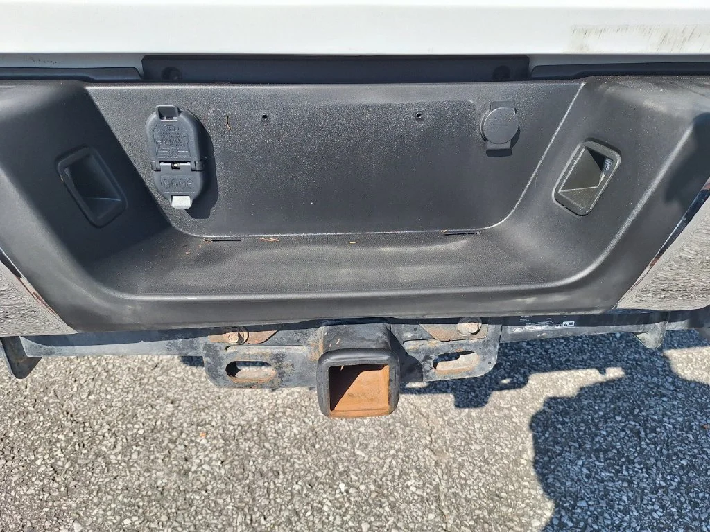 Used 2019 Oxford White Ford XL image 26
